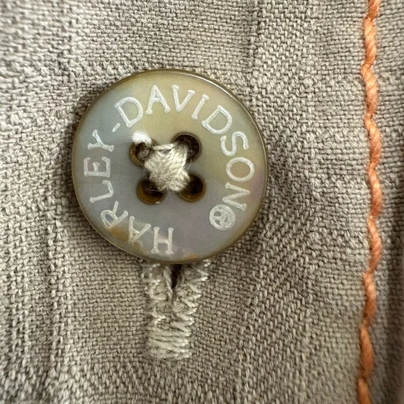 Harley-Davidson Taupe 100% Silk Casual Button-Down Shirt - Picture 4 of 5